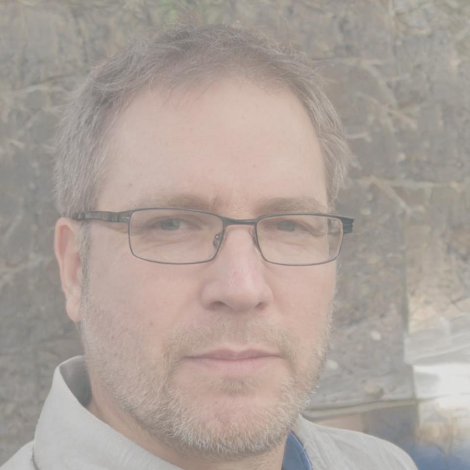 Portrait of Kareem Fawaz, Lead Mobile Development Instructor